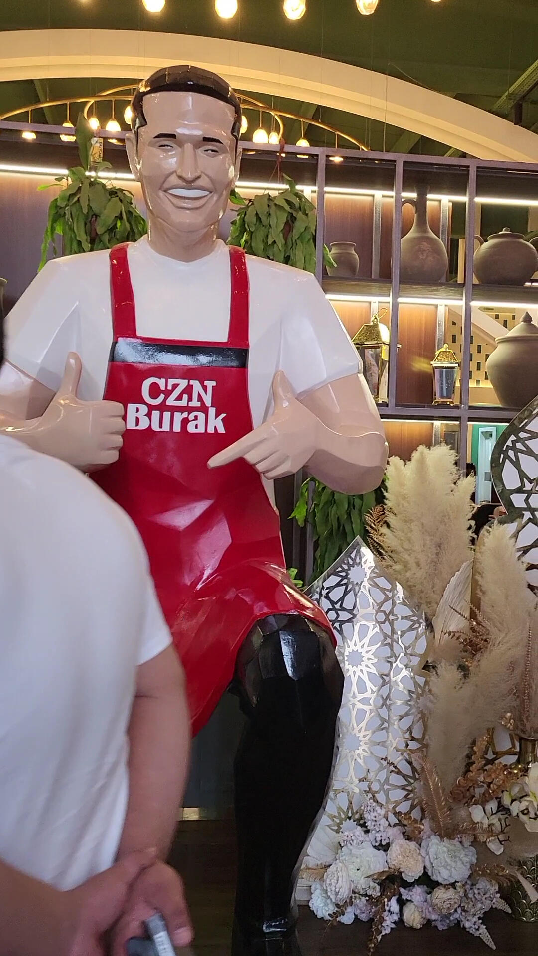 CZN Burak Gurme