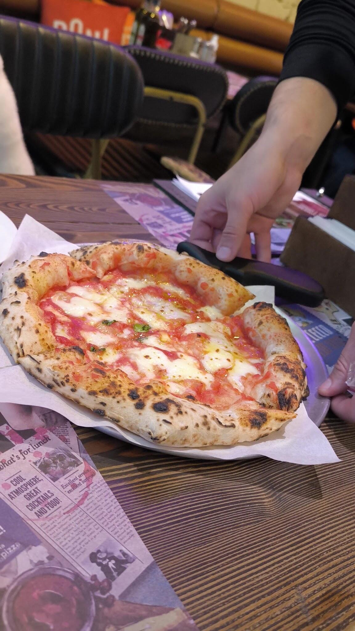RONI Pizza Napoletana